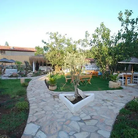 Kayakoy Hotel Ξενοδοχείο με διαμερίσματα 3*