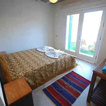 Ξενοδοχείο με διαμερίσματα Kayakoy Hotel Kayakoy